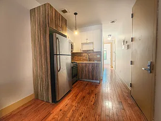 Rented by RELEASE NY