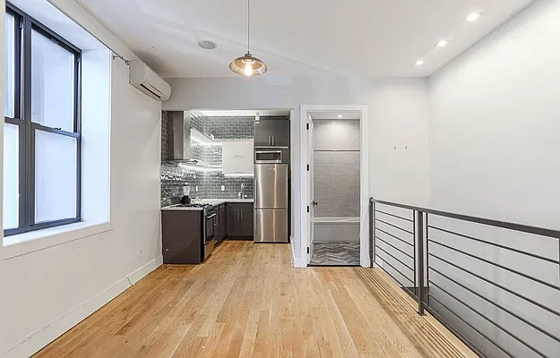 Rented by Skyhigh Realty NYC LLC | media 16