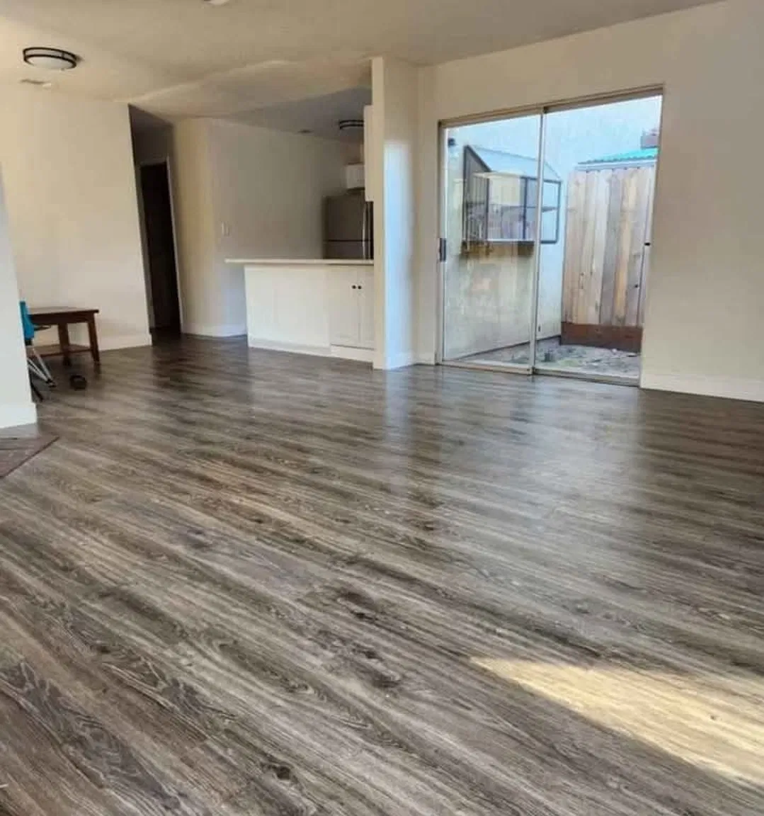 3 bed, $2,300 — Photo 1