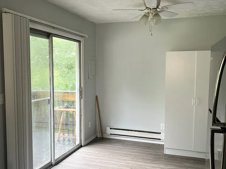 312 W Cherry St #312 — Photo 7