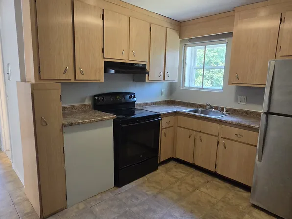 5 Waldemar Ave APT 3, Boston, MA 02128