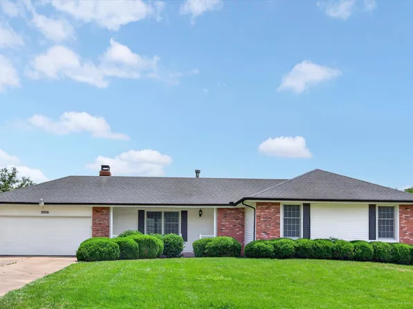 2926 E Ridgeview Street, Springfield, MO 65804