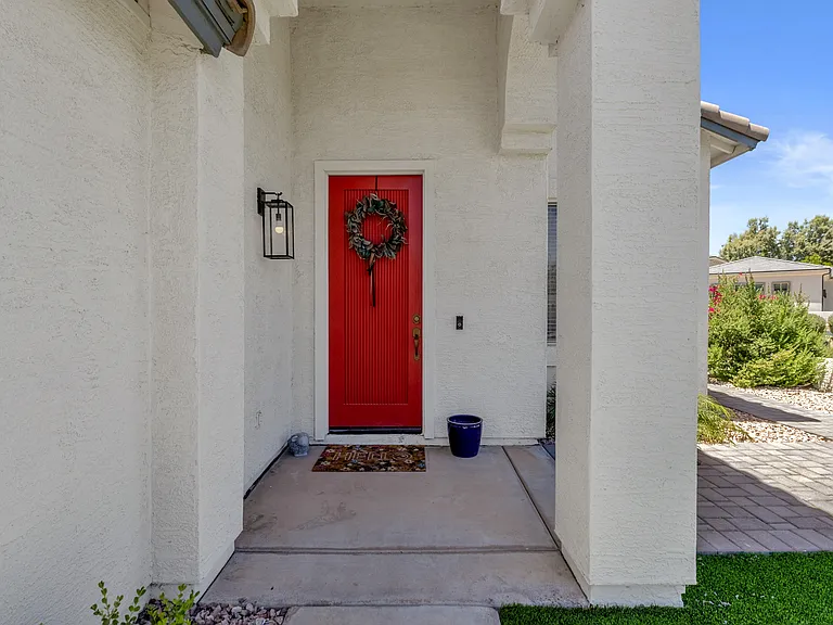 W Half Moon Way — Photo 9