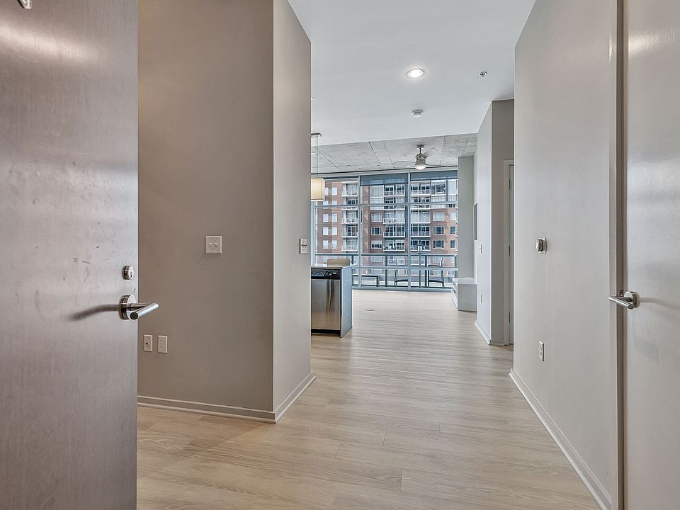 1st image of 700 12th Ave S Unit 704