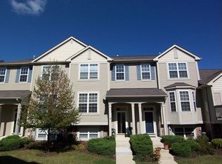 1114 Chadwick Dr, Grayslake, IL