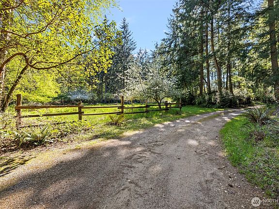 2nd image of 28525 143rd Avenue SW