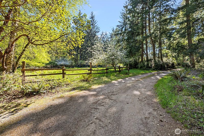 2nd image of 28525 143rd Avenue SW