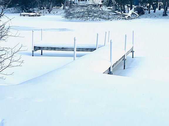 3rd image of 6637 Forsyth Dr