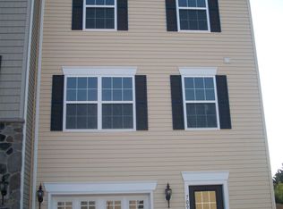 709 Blossom Dr, Hanover, PA 17331
