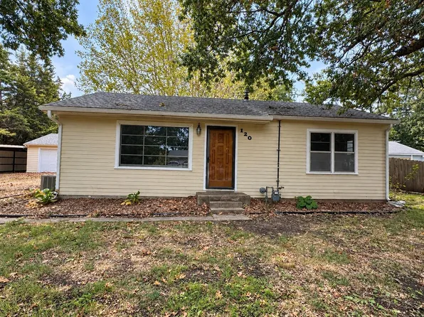 120 S Norris St, Benton, KS 67017