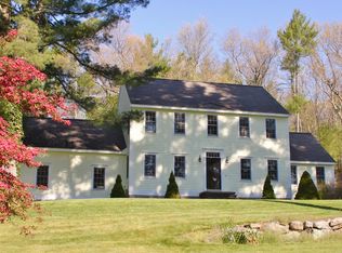 8 Brookside Ln, Sterling, MA 01564