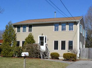 33 Symonds Ave, Warwick, RI 02889