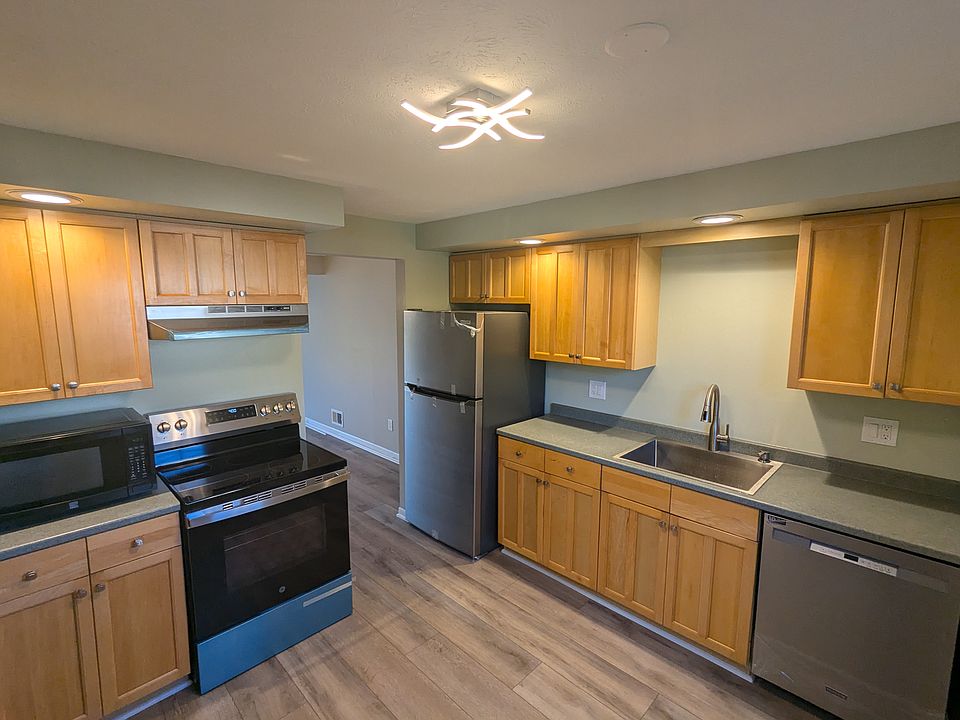 Kitchen with all new appliances
