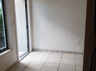 1144 NW 5th St #3, Miami, FL 33128