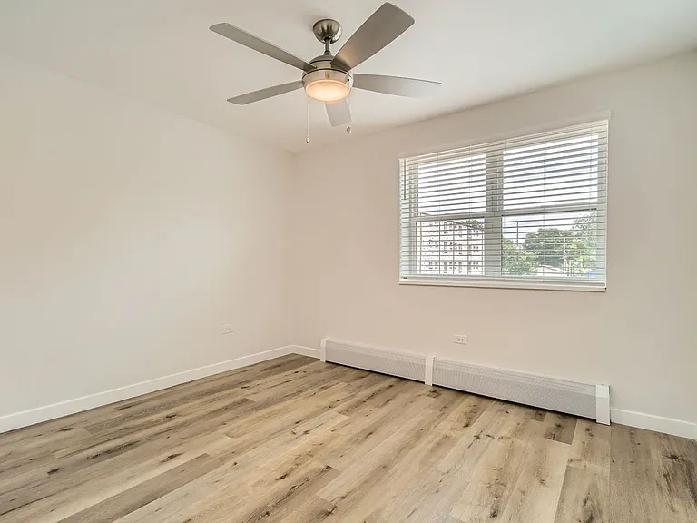 3377 S Clarkson St — Photo 15