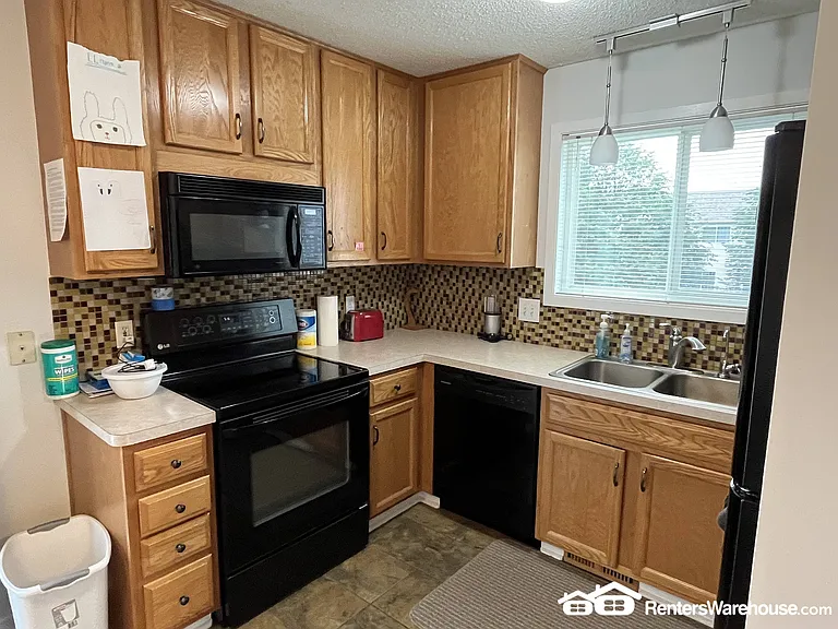 15507 Foghorn Ln — Photo 8