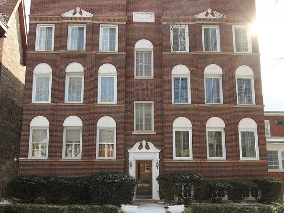 1st image of 430 Wisconsin Ave APT 2S