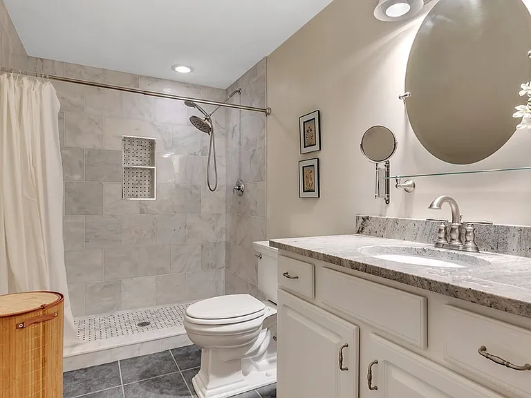 1 Charles Ridge Rd #C — Photo 5