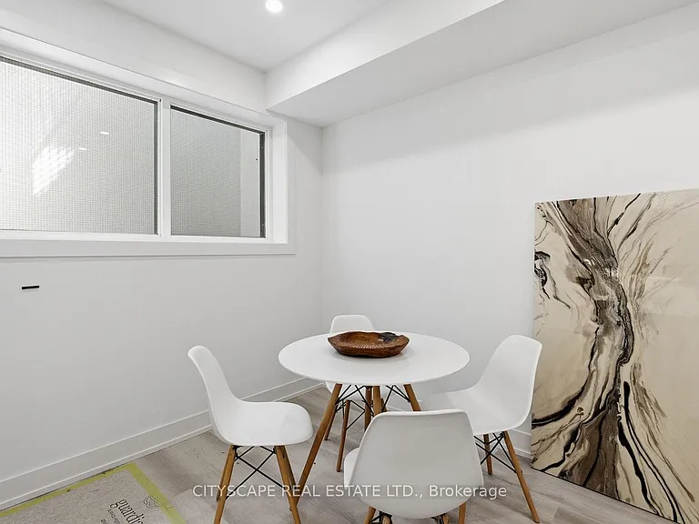 587 Oakwood Ave #1 — Photo 10