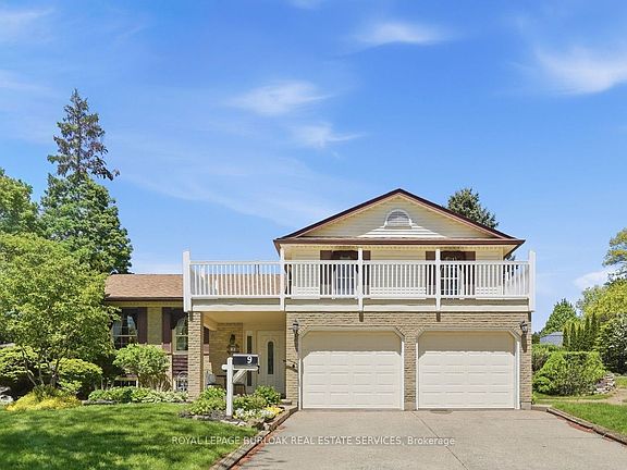 2nd image of 9 Magnolia Ct