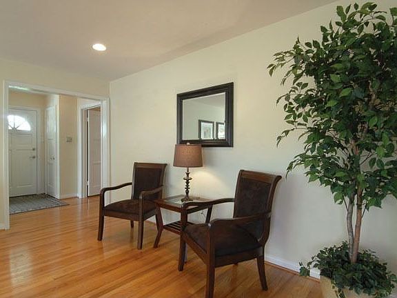 SECOND VIEW OF LIVING ROOM