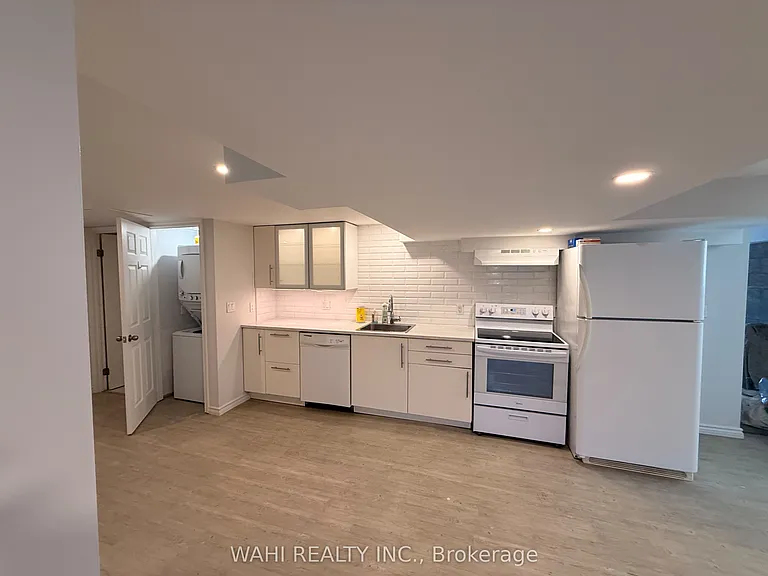 255 Carson Dr #2 — Photo 7