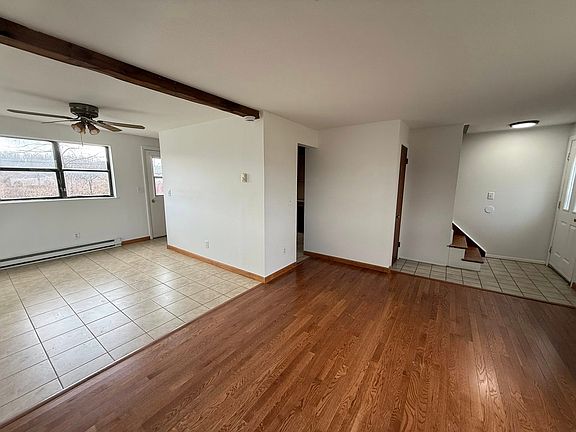 2nd image of 346 Lebanon Ave Unit 3