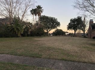 304 Spyglass Ln, Broussard, LA 70518