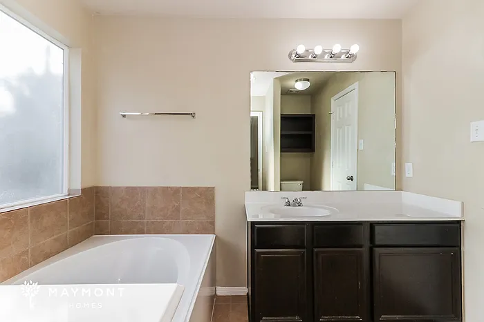 1015 Bahia Vista Dr — Photo 12