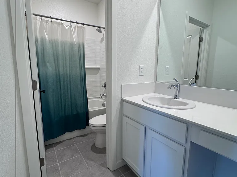 1642 Chanticleer Ln — Photo 23