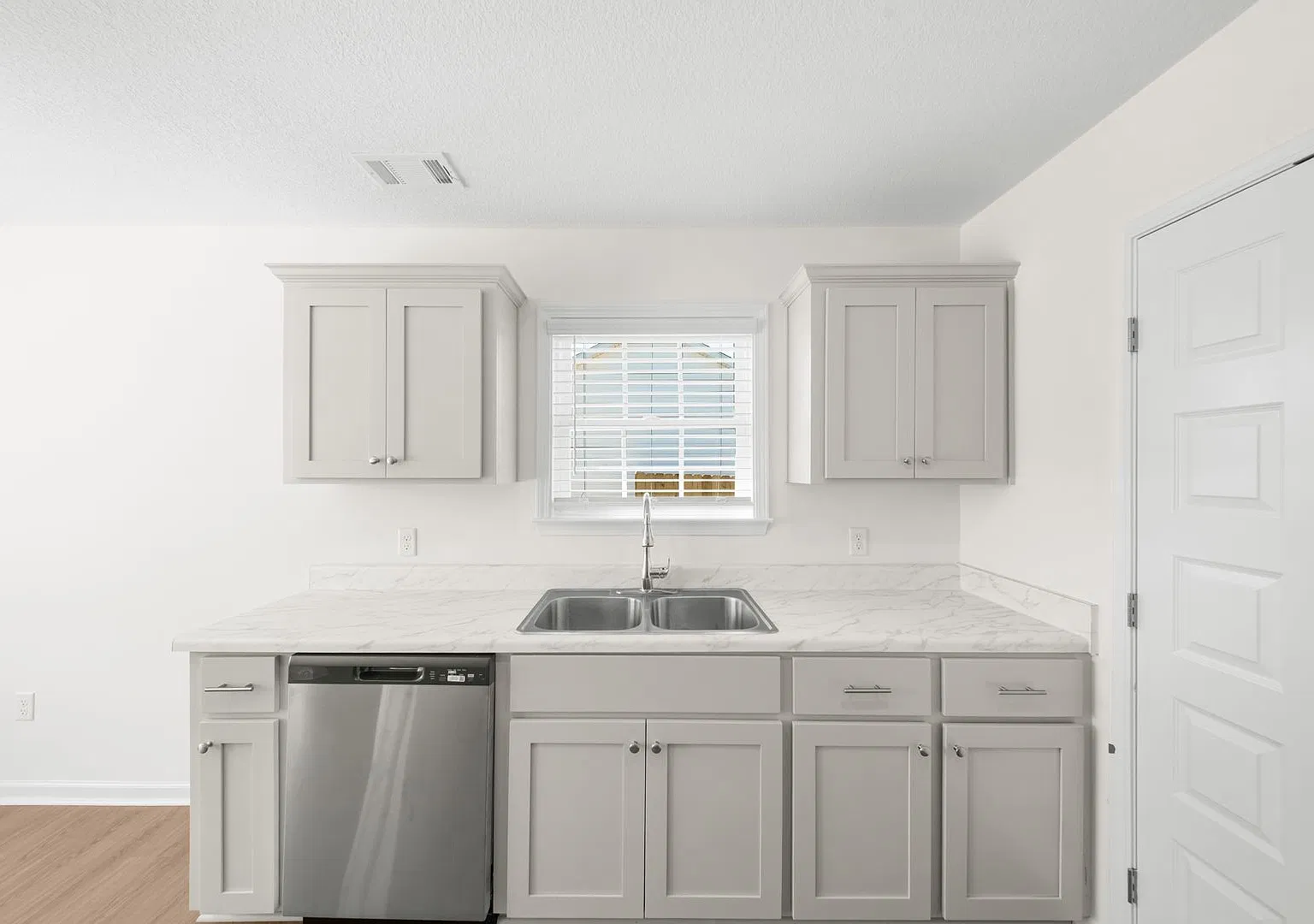 508 Nickies Way — Photo 4