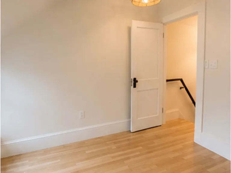 362 Broad St #1 — Photo 6