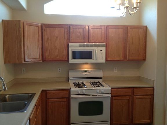 2nd image of 5830 Nunatak Pl