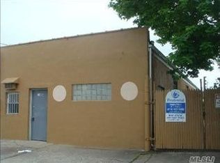 2285 Spruce St #A, Seaford, NY 11783