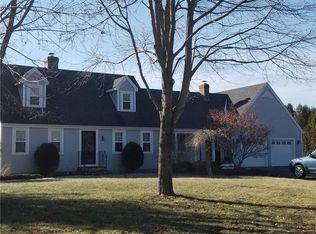 9 Anna Dr, Hope Valley, RI 02832