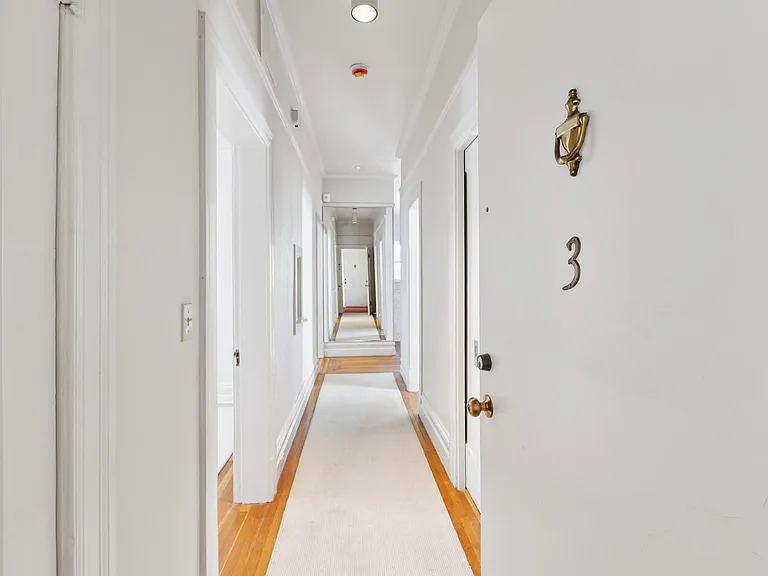 304 Walnut St #A3 — Photo 5