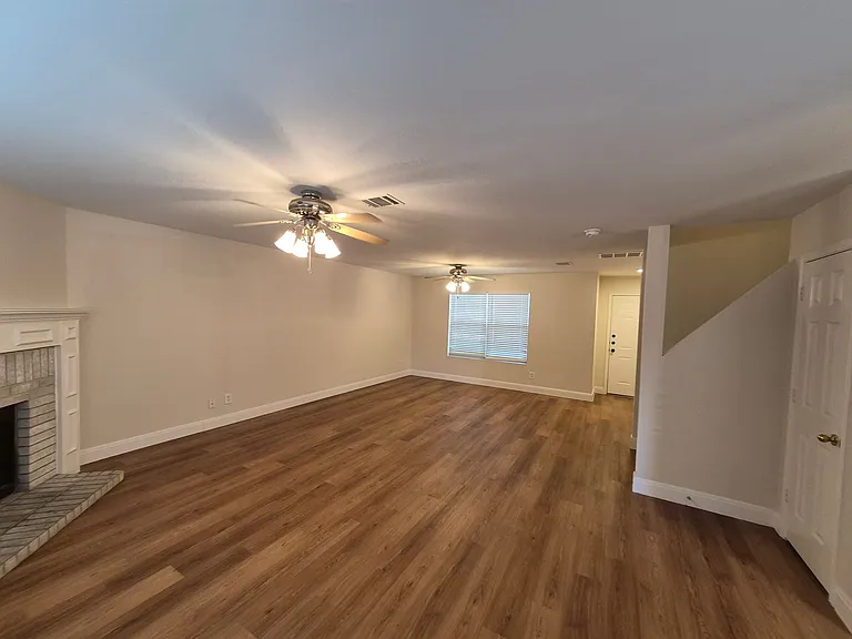 12634 Carriage Blvd — Photo 8