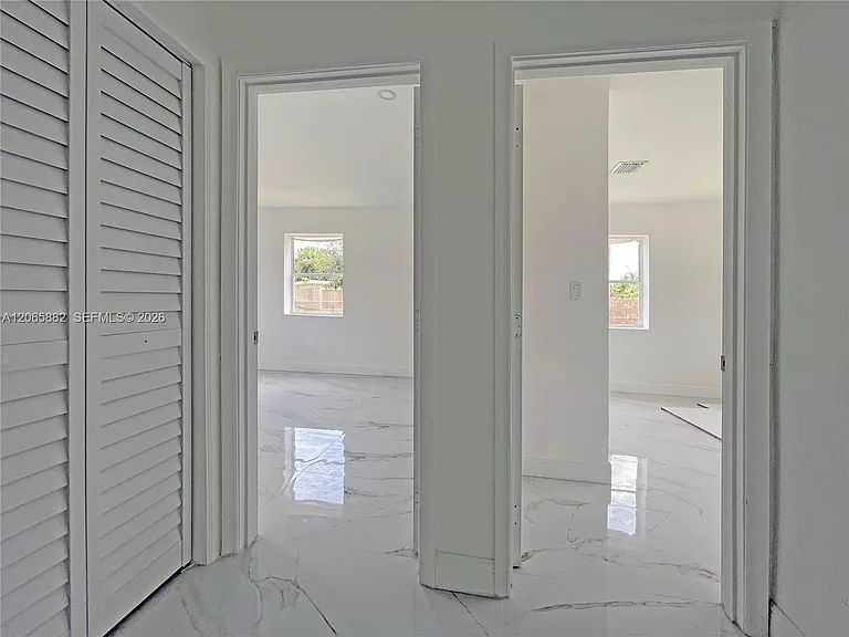 1606 NW 12th Ave — Photo 32