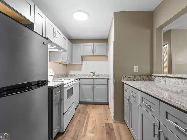 3605 Woodbriar Cir APT E, Tucker, GA 30084