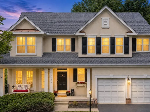 43320 Middlecoff Ln, Chantilly, VA 20152