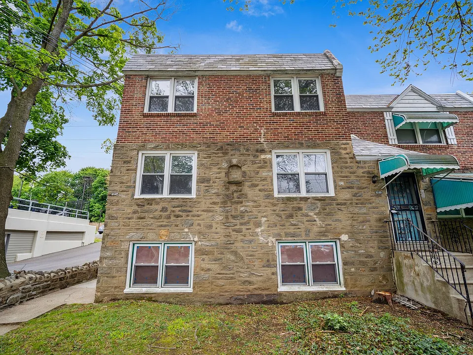 2137 Bryn Mawr Ave #3R