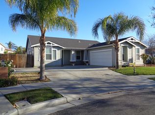 520 S Creekside Ct, Los Banos, CA