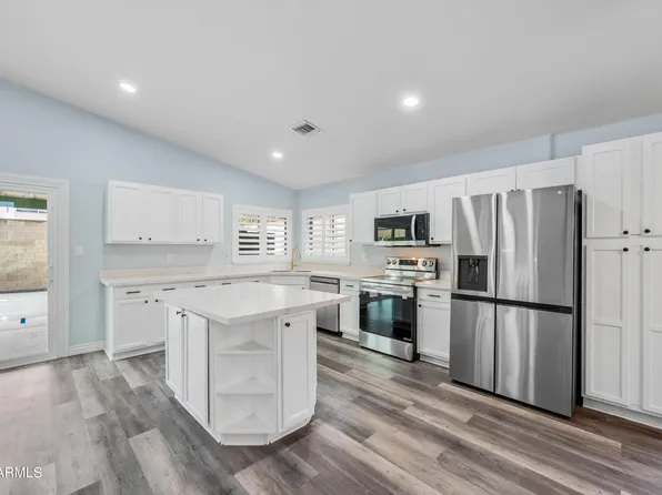 3917 W CREEDANCE Boulevard, Glendale, AZ 85310