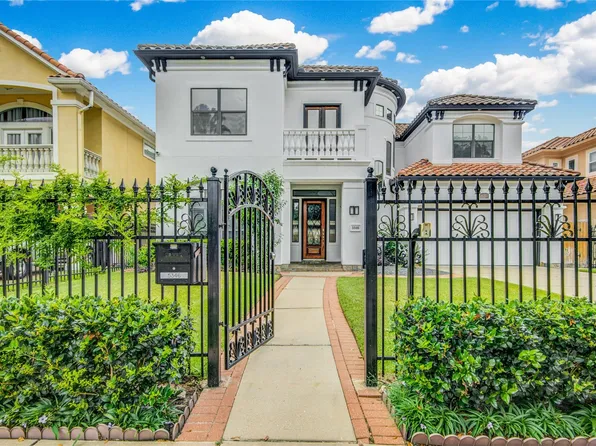 5346 Val Verde St, Houston, TX 77056