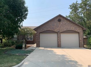 2617 W View Dr, Emporia, KS 66801