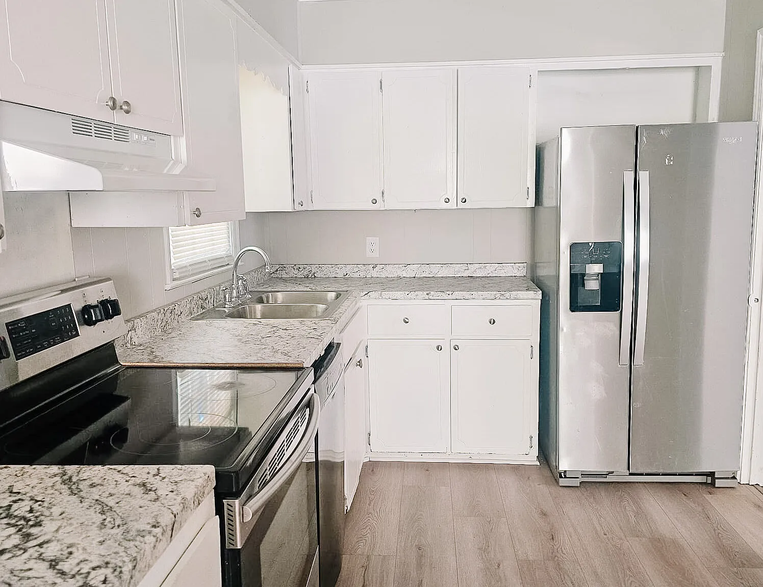 3 bed, 1.0 bath, 1205 sqft, $1,395 — Photo 2
