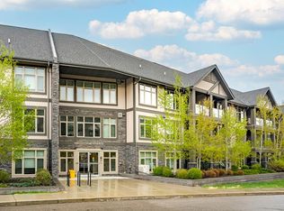45 E Aspenmont Hts SW #209, Calgary, AB T3H 0E6