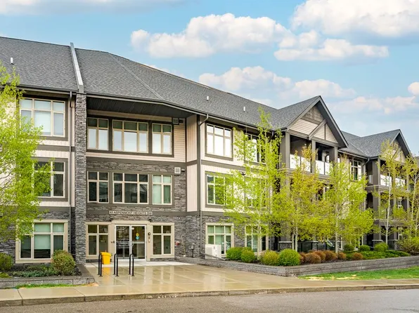 45 E Aspenmont Hts SW #209, Calgary, AB T3H 0E6