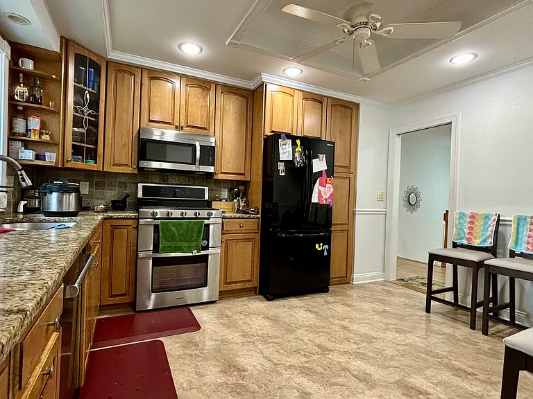 94 Leedsville Dr — Photo 12