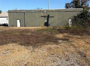 State St, Madison, IL 62060